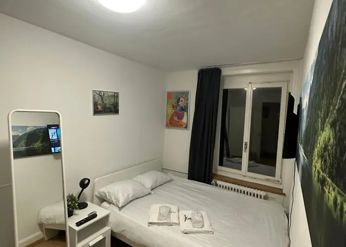 Ntn House Bed & Breakfast *