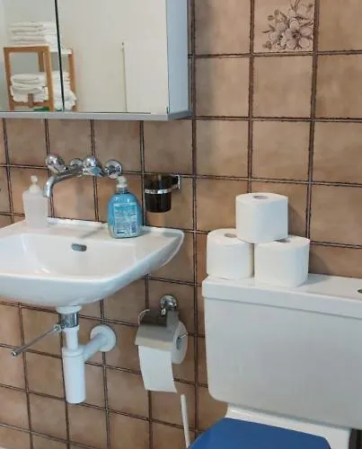 Alojamento de Acomodação e Pequeno-almoço Ntn House St. Gallen